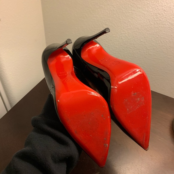 Christian Louboutin So Kate Black Patent Leather - Picture 4 of 4